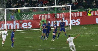 曾出演《回家的诱惑》李彩桦自曝日本滑雪时遭遇意外 掉进2米深雪洞